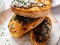Air Fryer Garlic Bread | Crispy