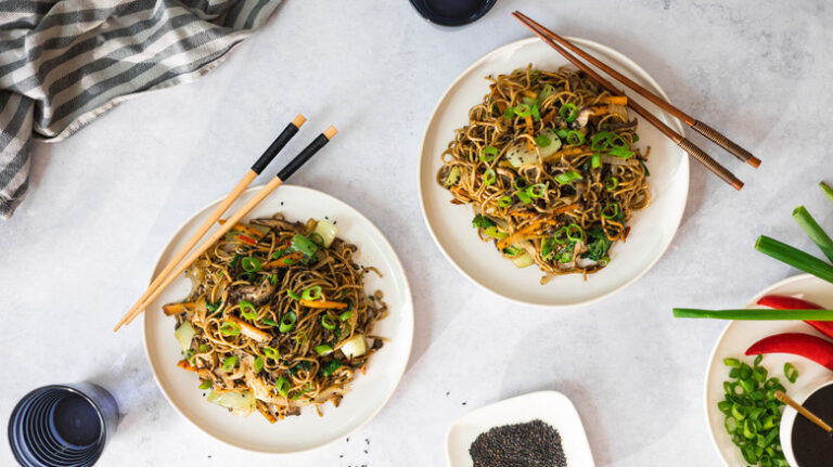 Black Sesame And Veggie Noodles Recipe