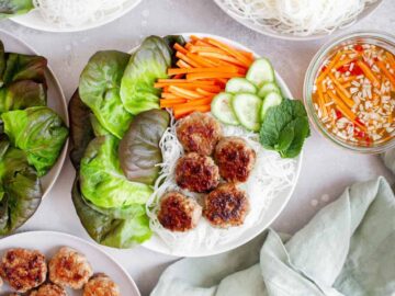 B��n Ch��� (Vietnamese Meatballs)