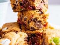 Cookie Bars Filled With M&Ms & Chocolate Chips | Made In 10 Minutes