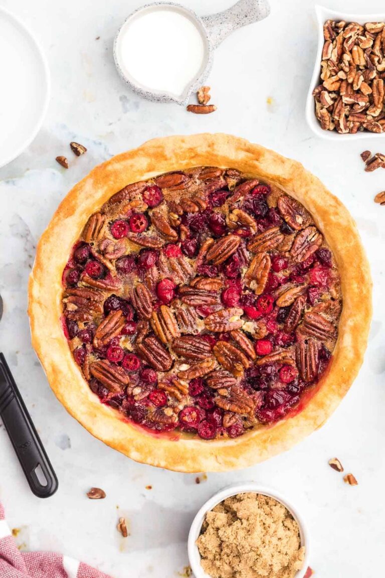 Cranberry Pecan Pie ��� the perfect twist on pecan pie!