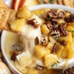Easy Baked Brie with Apples