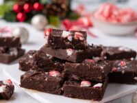 Easy Peppermint Fudge Made With Just 3 Ingredients And In Just 10 Min.