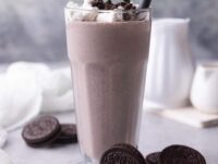 McDonald's Oreo McFlurry | Easy To Make In Only 1 Minute