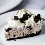 No Bake Oreo Pie | Easy To Make & Only Takes 15 Minutes To Prepare