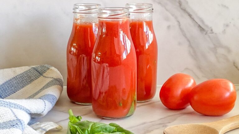 Small-Batch Tomato Passata Recipe