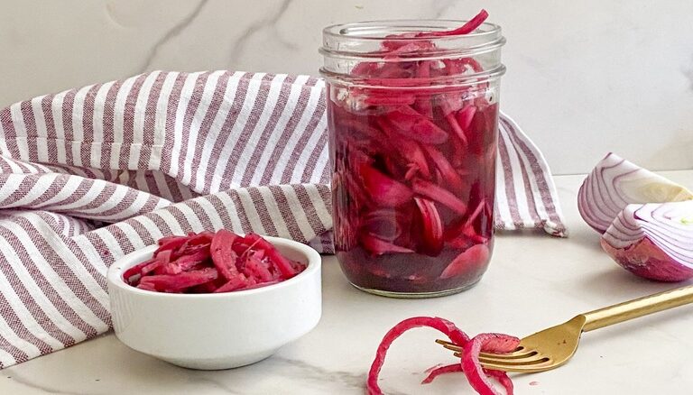 Sugar-Free Pickled Red Onions Recipe