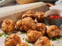 The BEST Easy Bisquick Sausage Balls (Prepped In 5 Minutes)