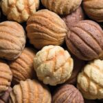 Traditional Mexican Conchas Sweet Bread Recipe