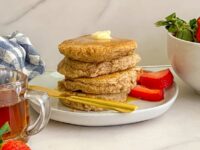 Vegan And Gluten-Free Cinnamon Oatmeal Pancakes Recipe