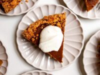 Pumpkin Pie with Graham Cracker Crust